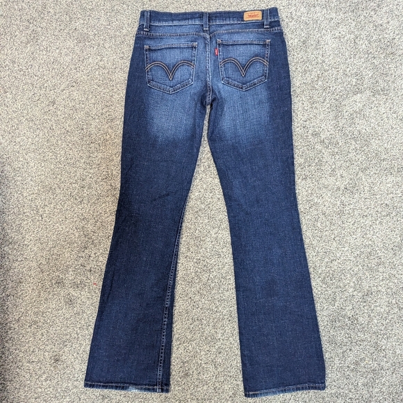 Levi's Y2K too super low dark wash size 9 low rise Bootcut jean. - Picture 4 of 8